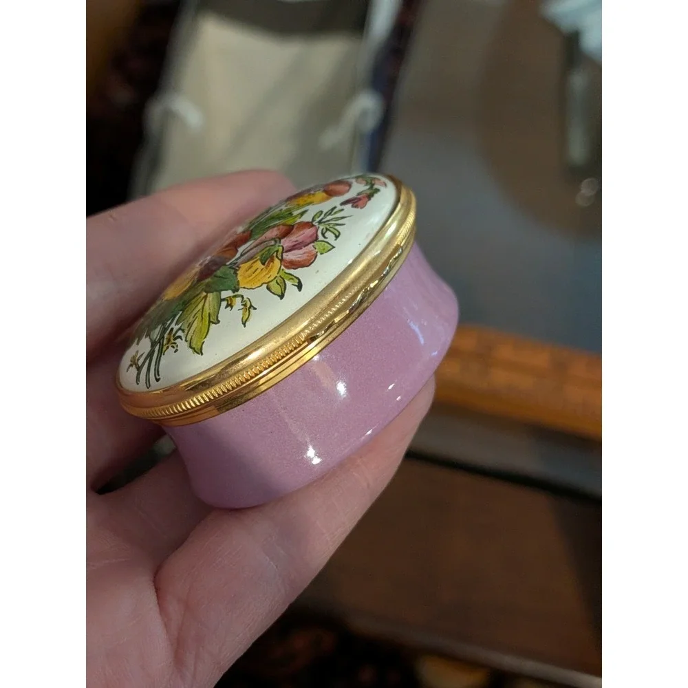Halcyon Days Tiffany & Co Oval Enamel Pansy Pill or Trinket Box Lavender Purple